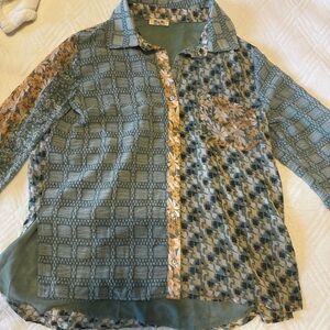 Medium like new miss me long sleeved 100 percent polyester shirt